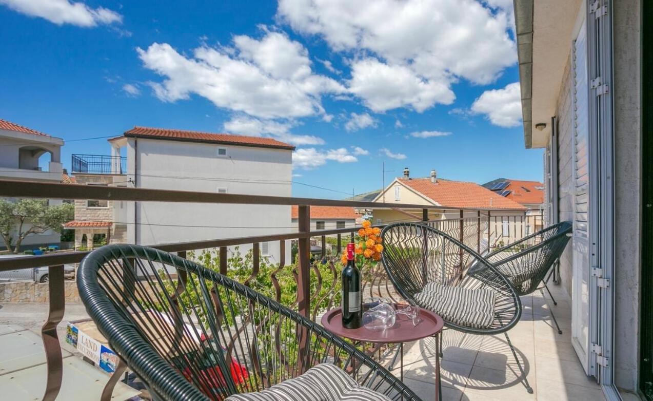 Apartman Bella Трогир Экстерьер фото