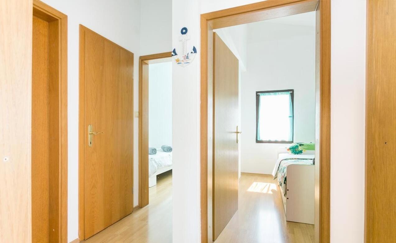 Apartman Bella Трогир Экстерьер фото