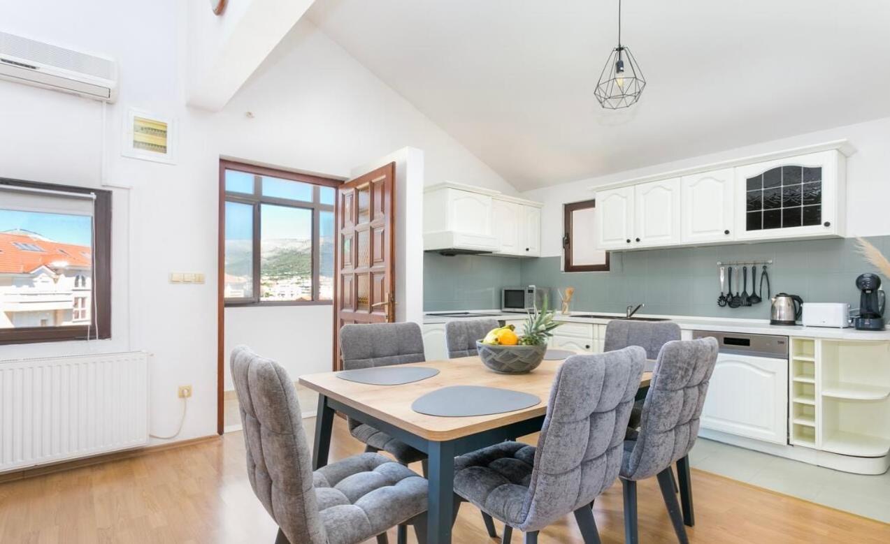 Apartman Bella Трогир Экстерьер фото